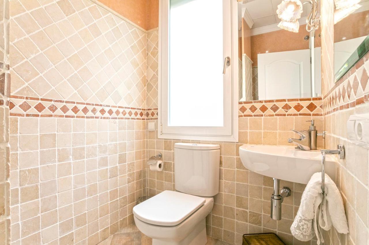 Las Mansiones De Constitucion Apartamentosmalagamanagement Dış mekan fotoğraf